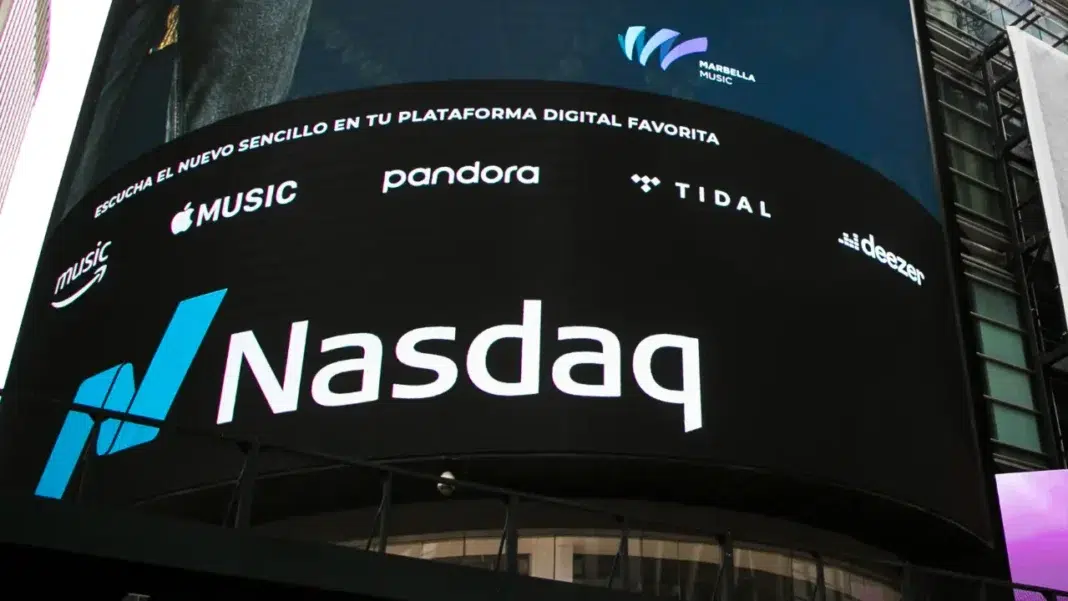 S&P 500, Nasdaq Hit Records